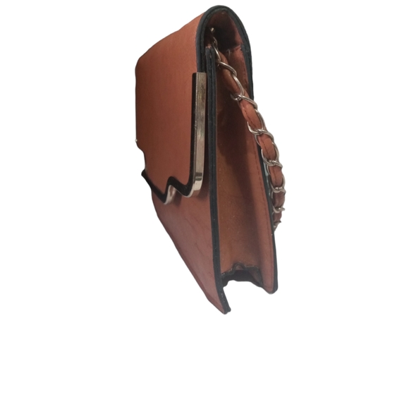 Yoki Handbag - Picture 3 of 8